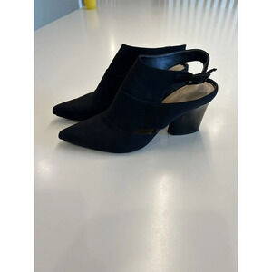 Donald J. Pliner Letta Heels Black Pointed Toe Slingback Block Heel Strappy 10